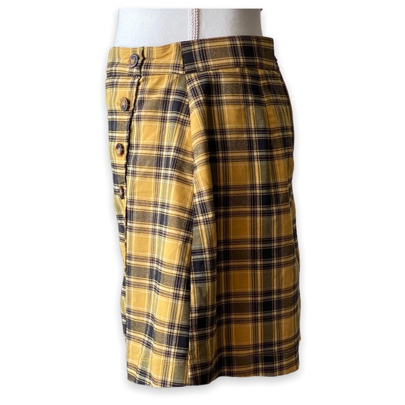 HOLLISTER Skirt Yellow Plaid - Picture 3 of 8